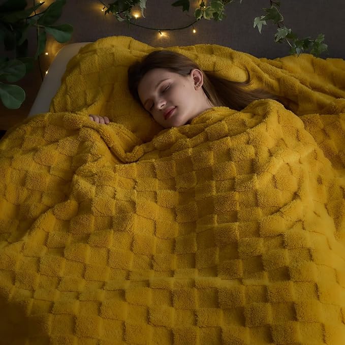 NEWCOSPLAY 3D Checkered Flannel Queen Blanket, Mustard Yellow, 90"x90" | Super Soft Cute Lightweight Decorative Premium Silky Fleece Blanket for Couch Sofa Bed, Gift for Women Men, All Season Use