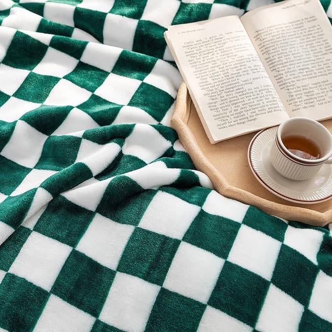 LOMAO Throw Blankets Flannel Blanket with Checkerboard Grid Pattern Soft Throw Blanket for Couch, Bed, Sofa Luxurious Warm and Cozy for All Seasons (Green, 50"x60")