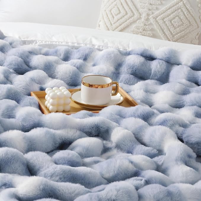 Luxury 1000GSM Faux Rabbit Fur Throw Blanket, Super Heavy Warm Cozy Grey Blankets for Couch Bed Sofa, Ruched Plush Fuzzy Elegant Soft Reversible Mink Blanket for Living Room Bedroom, Blue