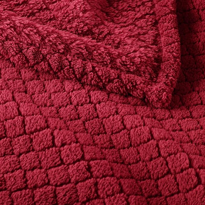 Exclusivo Mezcla Soft Fleece King Size Blanket for Bed, Deep Red | Jacquard Lightweight Cozy Bed Blanket, Breathable Decorative Fuzzy Textured All Season Use, 90x104 Inches