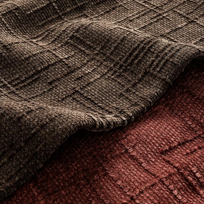 MIULEE Chenille Textured Throw Pillow Covers Reddish Brown 18x18 Set of 2 | Slubby Decorative Pillows, Boho Farmhouse Fall Home Decor, Modern Neutral Cushion Covers for Couch Sofa Bed Living Room