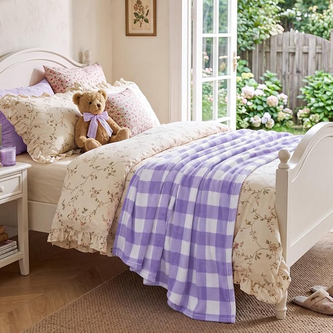 BEDELITE Plaid Fleece Throw Blanket, Purple & White Buffalo 50x60 Throw | 100% Polyester Microfibe, Soft Cozy, Lightweight Warm, Classic Buffalo Plaid, Room Decor, Gift for Women Girls, for Couch Bed