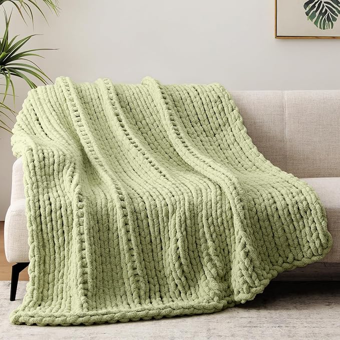 Negwoo Chunky Knit Throw Blanket, Knitted Throw Chenille Yarn, 40"*50" | Soft Thick Cable Knitted Blankets, Handmade Big Thick Blanket, Machine Washable Cute Comfy Blanket for Home Decor,Light green
