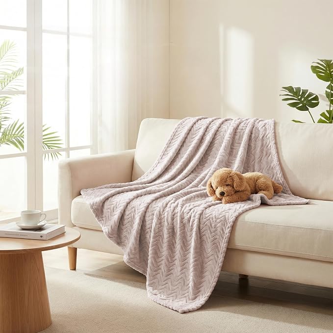 Exclusivo Mezcla Soft Fleece Blanket Twin Size for Bed, Sofa, Camel | 90"x66" Breathable Lightweight Flannel Blanket for Summer, Plush Cozy Jacquard Wave for Home Decor