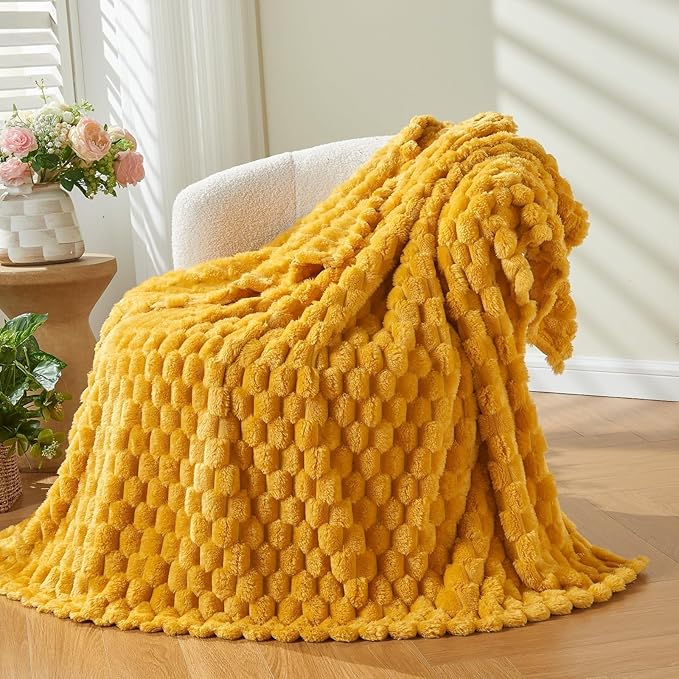 NEWCOSPLAY Super Soft King Blanket Mustard Yellow Premium Silky Flannel Fleece 3D Clouds Stylish Jacquard Lightweight Bed Blanket All Season Use 350GSM (Mustard Yellow, King(90"x110"))
