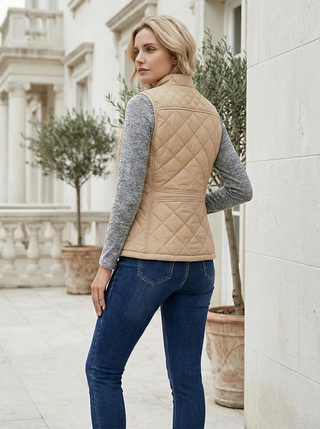 Fuinloth Women's Quilted Vest Lightweight Puffer Stand Collar Zip Gilet | 4 pockets with 2 inner storage. Quilted padded warm gilet. Fall winter outerwear layering vest for travel hiking daily wear.