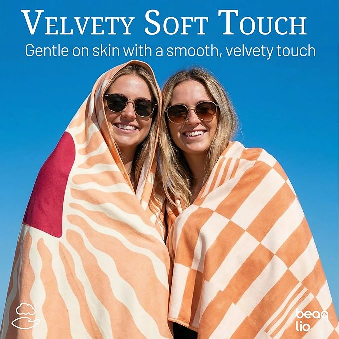 Microfiber Beach Towel Oversized w/Travel Bag, 71 * 36'' Double Print Quick Dry XL Beach Towels for Cruise Pool Yoga Gym Gift, Lightweight Absorbent Sandproof Beach Essentials, Boho Heart