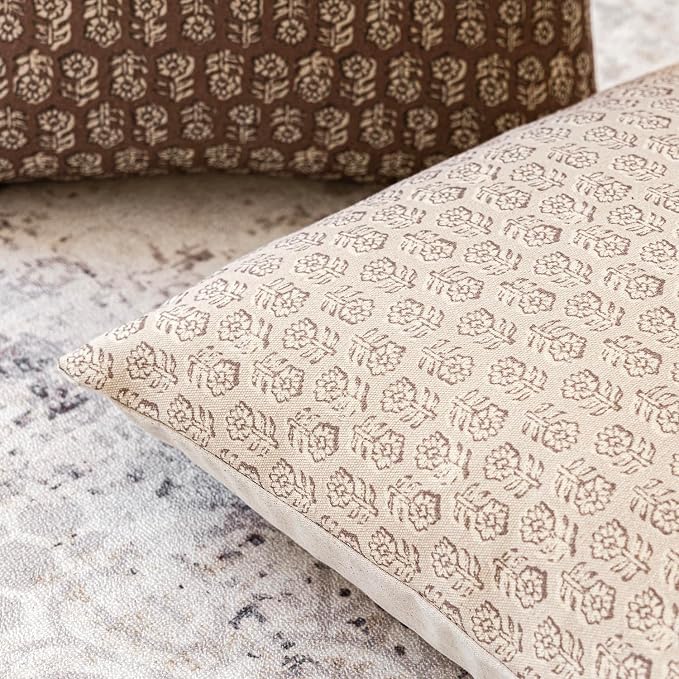 Foindtower Set of 2 Decorative Neutral Floral Print Throw Pillow Covers Vintage Accent Farmhouse Cushion Covers Boho Home Decor for Sofa Couch Chair Bedroom Living Room,22×22 Inch,Ivory Beige
