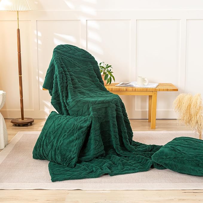 YUSOKI Sherpa Fleece Large Throw Blanket, Forest Green, 50"x65" | 3D Stylish Design,320GSM, Non-Shedding, Lightweight for All Season Use, stays fluffy after repeated washes, Perfect Gifts