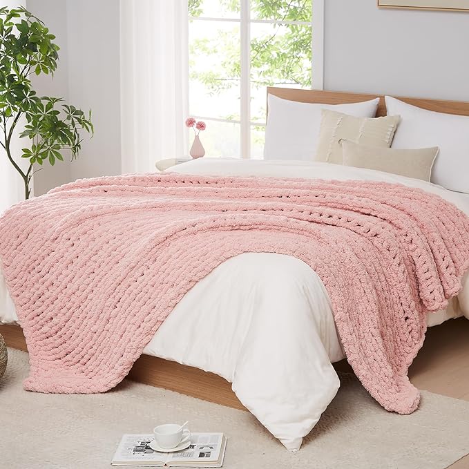 L'AGRATY Chunky Knit Throw Blanket for Couch, 60'' x 80'' Knit Throw, Pink | Handmade Chenille Crochet Blanket for Sofa Bed, Thick Cable Knitted Blankets for Room Home Decor, Birthday Gift for Women Mom