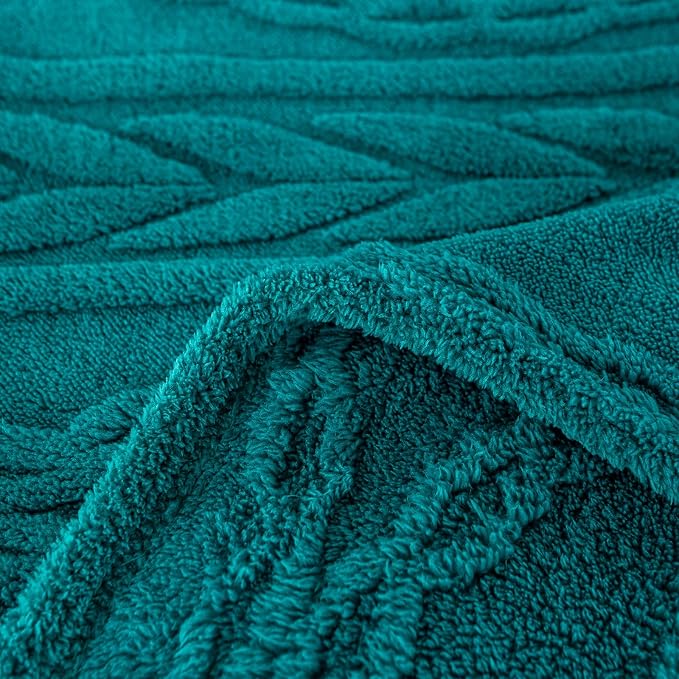 YUSOKI Sherpa Fleece Queen Size Blanket, Teal, 90"x90" | 3D Stylish Design,320GSM, Non-Shedding, Lightweight for All Season Use, stays fluffy after repeated washes, Perfect Gifts