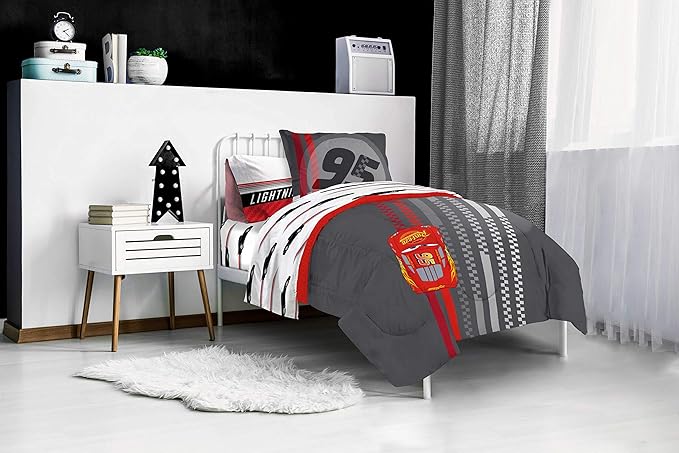 Jay Franco Disney Pixar Cars Race Ready 5 Piece Twin Bed Set - Includes Comforter & Sheet Set - Bedding Features Lightning McQueen - Super Soft Fade Resistant Microfiber Official Disney Pixar Product