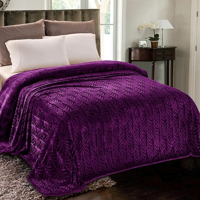 Whale Flotilla Soft Flannel Fleece Twin XL Size Blanket for Bed, Purple | 90"x66" Cozy Lightweight Breathable Coverlet, Plush Fluffy Bedspread, Vintage Pattern Decorative Blanket for Dorm, All Season