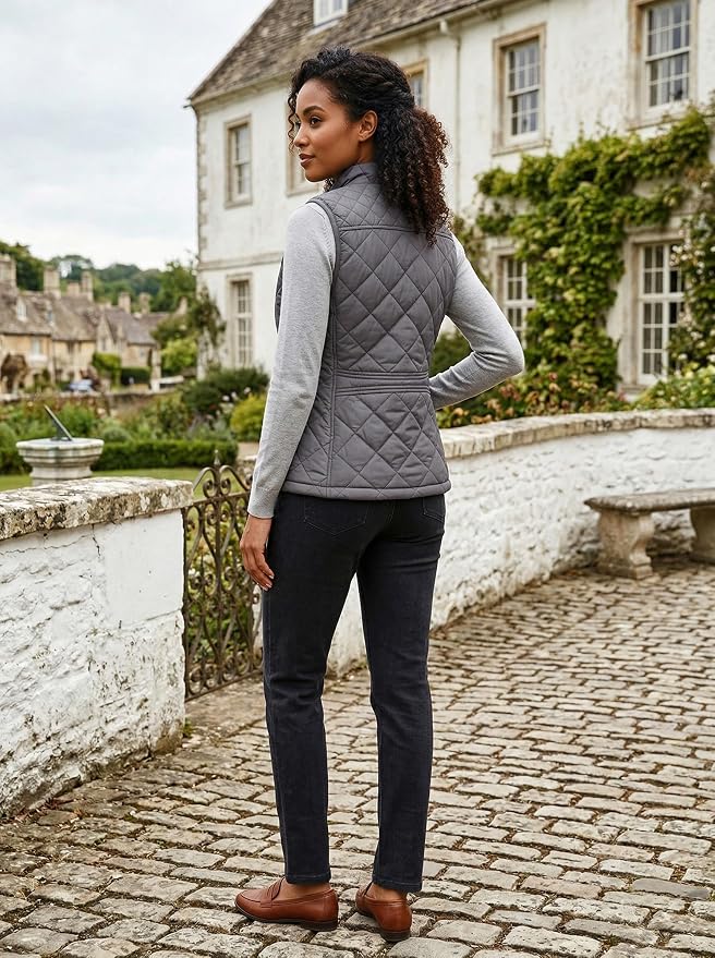 Fuinloth Women's Quilted Vest Lightweight Puffer Stand Collar Zip Gilet | 4 pockets with 2 inner storage. Quilted padded warm gilet. Fall winter outerwear layering vest for travel hiking daily wear.