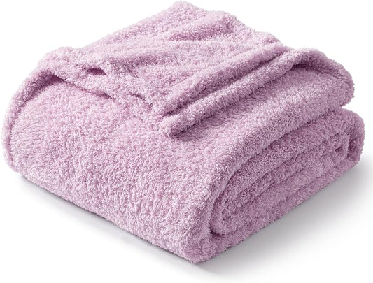 Exclusivo Mezcla Fleece Bed Blankets King Size for Bed, 90" x 104" | Super Soft and Cozy Fluffy Blanket for Women, Lightweight and Fuzzy Large Blanket for Bedroom , All Season, Light Purple
