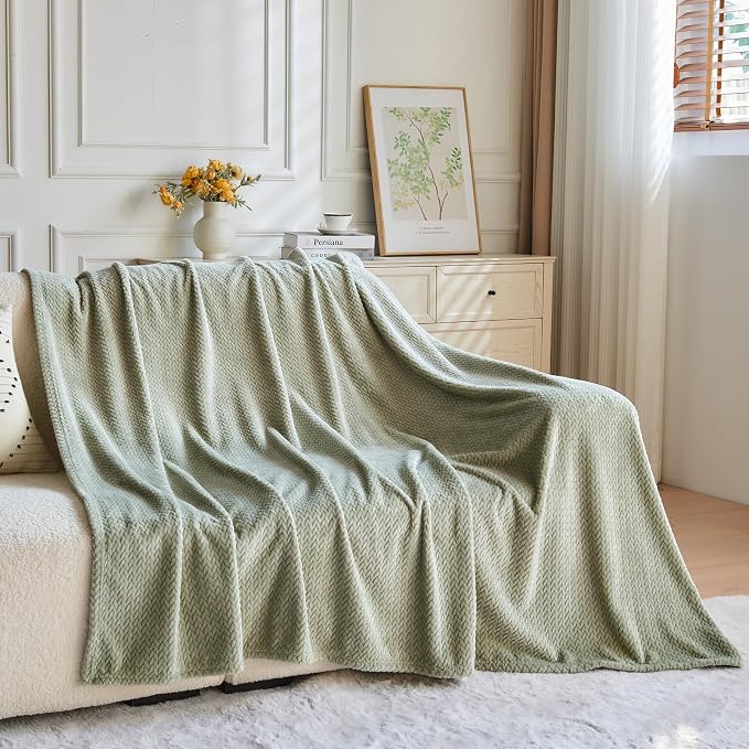 NEWCOSPLAY Fleece Leaves Pattern Queen Blanket, Sage Green, 90"x90" | Super Soft Throw Blanket, Lightweight Cozy Bed Sofa Blanket, Premium Silky Flannel Fleece, Travel Blanket for All Season Use
