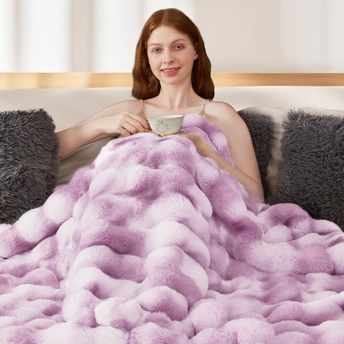 Luxury 1000GSM Faux Rabbit Fur Throw Blanket for Women, Super Heavy Warm Cozy Blankets for Couch Bed Sofa, Bubble Plush Fuzzy Soft Mink Blanket for Living Room Bedroom, Purple