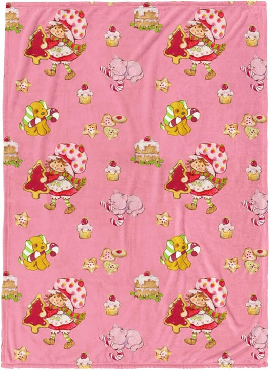 Jay Franco Kids Christmas Plush Throw Blanket – 50x70 Inches Soft & Cozy Fleece Throw for Holiday Bedroom & Couch Décor, Official Licensed Product, Pink - Strawberry Shortcake