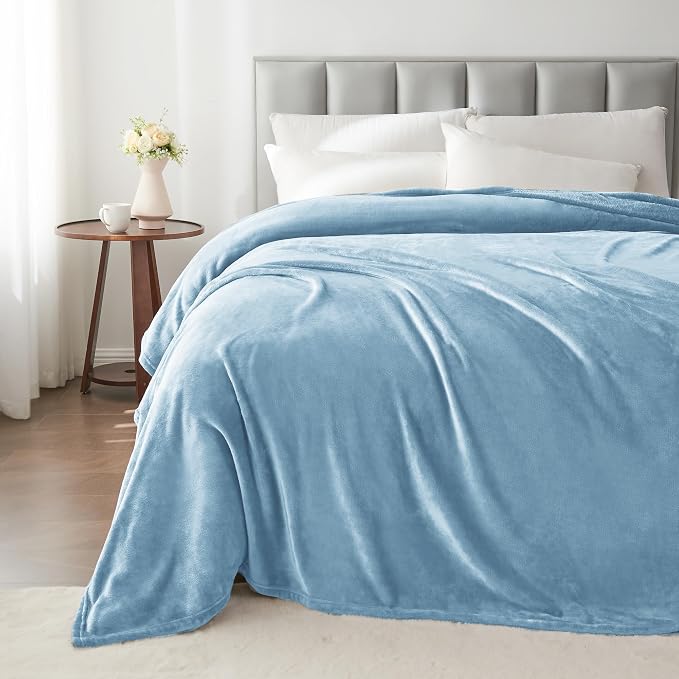 BEDELITE Fleece Blanket Soft Plush Twin Size Blanket Washed Blue 60"x80" | Ultra Soft Fleece, Plush Microfiber, Lightweight Warmth, All Season Comfort, Fade Resistant, Machine Washable, Couch Sofa Bed
