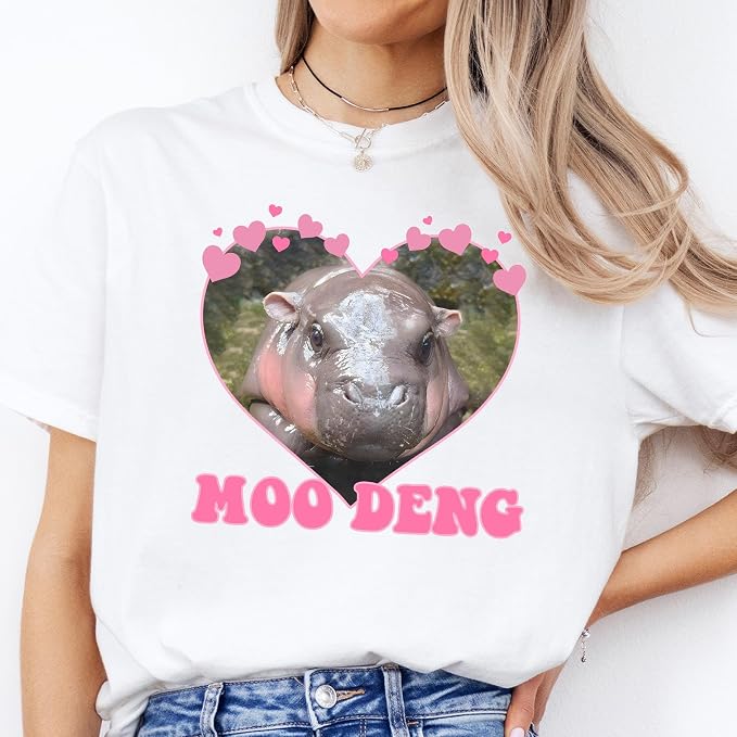 YOUNG GREEN Moo Deng Cute Sweatshirt Moo Deng Bouncy Pig T-Shirt The Cute Baby Hippo Sweatshirt Gift For Womens