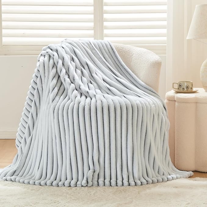 NEWCOSPLAY Fleece Ribbed Cozy Throw Blanket for Couch, Black White, 50"x60" | Premium Silky Flannel Blanket, Soft Lightweight Fluffy Throw Blanket for Bed Sofa Decor, Gift for All Season Use