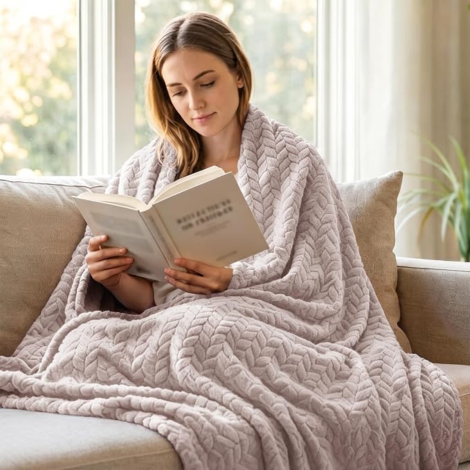 Exclusivo Mezcla Soft Fleece Bed Blanket Queen Size, 90”x90”, Camel | Cozy Fluffy Lightweight Blankets for Summer, Decorative Plush Flannel Throws for Living room, Bedroom with Leaves Pattern