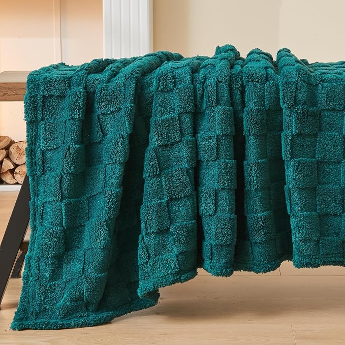 NEWCOSPLAY 3D Checkered Flannel Throw Blanket, Dark Teal, 50"x70" | Super Soft Cute Lightweight Decorative Premium Silky Fleece Blanket for Couch Sofa Bed, Gift for Women Men, All Season Use