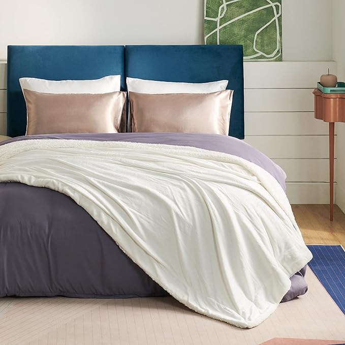 Bedsure GentleSoft Sherpa Fleece Blanket Queen Size for Bed, Non-Heated, Thick and Warm Throw for Women and Men, Soft Fuzzy Plush Queen Blanket for Spring, Cream, 90x90 Inches
