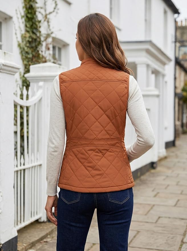 Fuinloth Women's Quilted Vest Lightweight Puffer Stand Collar Zip Gilet | 4 pockets with 2 inner storage. Quilted padded warm gilet. Fall winter outerwear layering vest for travel hiking daily wear.