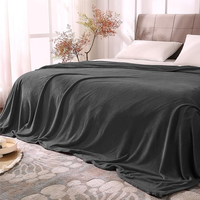 BEDELITE Fleece Blanket Soft Plush Full Bed Blanket Charcoal Grey 84"x90" | Ultra Soft Fleece, Plush Microfiber, Lightweight Warmth, All Season Comfort, Fade Resistant, Machine Washable, Couch Sofa Bed