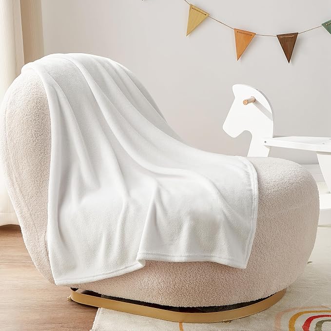 BEDELITE Fleece Blanket Soft Plush Throw for Couch White 30"x40" | Ultra Soft Fleece, Plush Microfiber, Lightweight Warmth, All Season Comfort, Fade Resistant, Machine Washable, Couch Sofa Bed