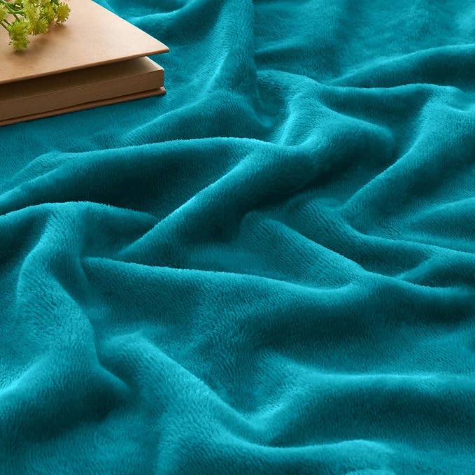 BEDELITE Fleece Blanket Soft Plush King Size Bed Blanket Teal Blue 108"x90" | Ultra Soft Fleece, Plush Microfiber, Lightweight Warmth, All Season Comfort, Fade Resistant, Machine Washable