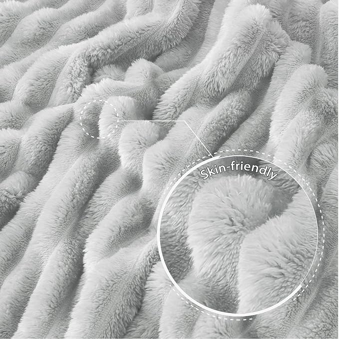 Exclusivo Mezcla Striped Twin Size Fleece Blanket for Bed, Couch, 60"x80" | Soft Breathable Cozy Bed Blankets, Lightweight Plush Fluffy Fuzzy Jacquard Decorative Blankets