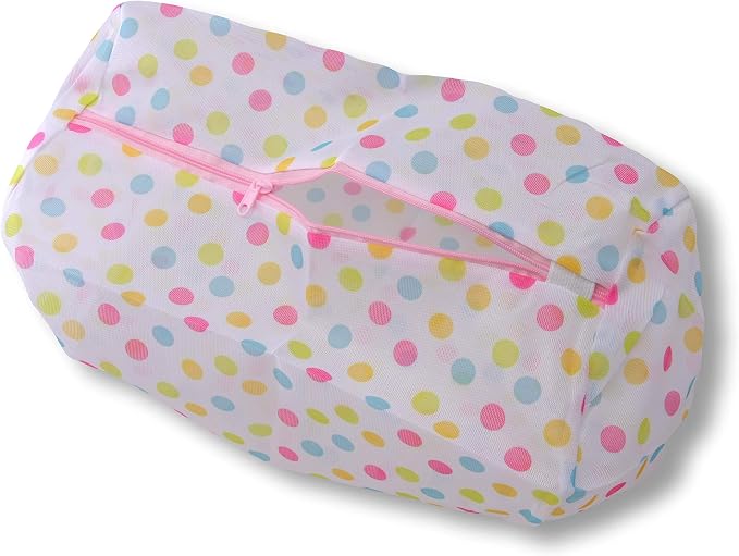Mesh Laundry Bag, Big Enough to Wash Reusable Sanitary Pantyliners, Menstrual Towels, Makeup Remover Pads, Washable Nursing Pads together with other items; Never again lost in the washing machine