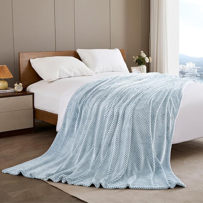 Exclusivo Mezcla Soft Waffle Fleece Bed Blanket King Size, Heather Blue | Lightweight Plush Blanket for Bed, Bedroom, Cozy Flannel with Waffle Texture, Stylish Home Decor, All Season, 104x90 Inches