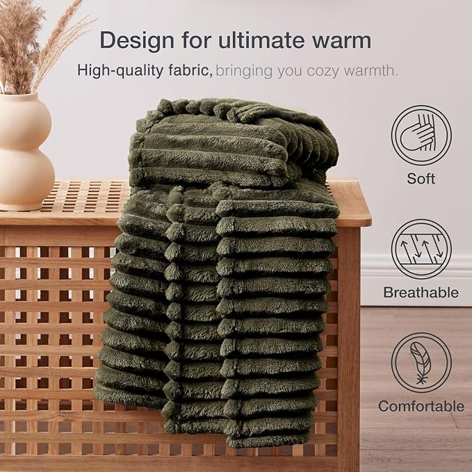 EXQ Home King Size Blanket for Bed or Couch - 3D Stripe Jacquard Decorative Fleece Blankets - Cozy Soft Lightweight Fuzzy Flannel Blanket Suitable for All Seasons(90"×108",Dark Green)