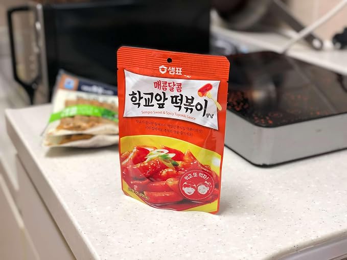 Minecook K-Food Crazy Hot Korean Tteokbokki Sauce Powder 떡볶이 - Spicy Korean sauce for Rice Cakes, Stir-Fries, versatile as a seasoning for Asian cuisine, Crazy Hot 4.40 oz, (pack of 2)