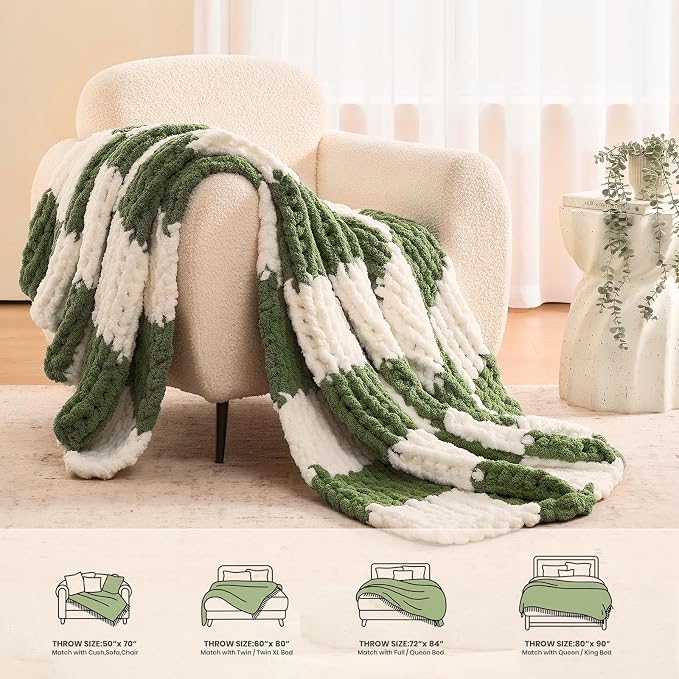 L'AGRATY Chunky Knit Throw Blanket for Couch 50 x 60 Inches Green Checkered | Handmade Chenille Crochet Blanket for Sofa Bed, Thick Cable Knitted Blankets for Room Home Decor, Birthday Gift for Women Mom