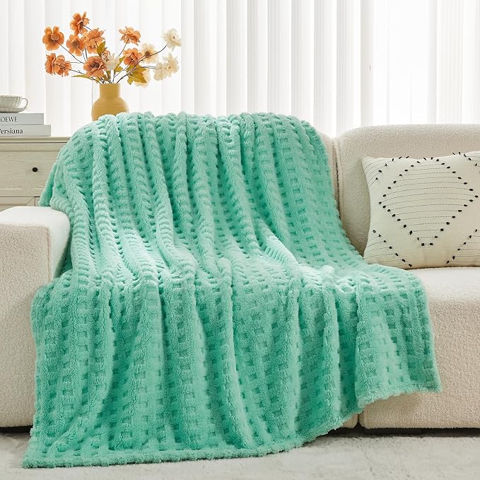 NEWCOSPLAY 3D Waffle Checkered Flannel Throw Blanket, Aqua, 50"x70" | Super Soft Cute Lightweight Decorative Premium Silky Fleece Blanket for Couch Sofa Bed, Gift for Women Men, All Season Use