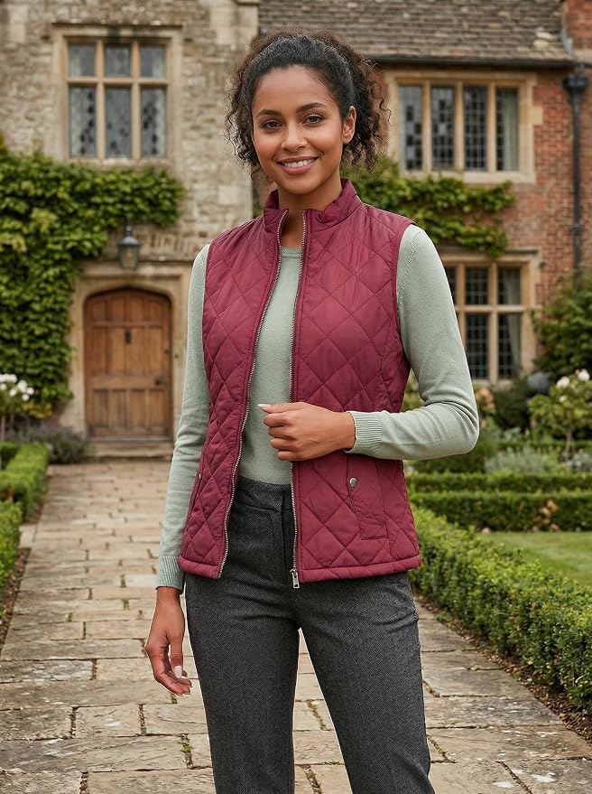 Fuinloth Women's Quilted Vest Lightweight Puffer Stand Collar Zip Gilet | 4 pockets with 2 inner storage. Quilted padded warm gilet. Fall winter outerwear layering vest for travel hiking daily wear.
