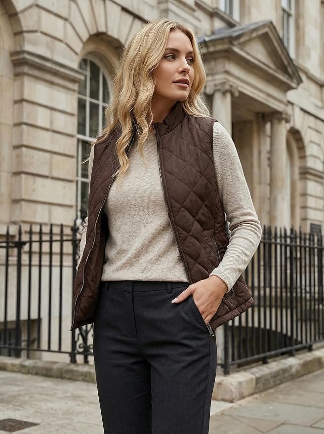 Fuinloth Women's Quilted Vest Lightweight Puffer Stand Collar Zip Gilet | 4 pockets with 2 inner storage. Quilted padded warm gilet. Fall winter outerwear layering vest for travel hiking daily wear.