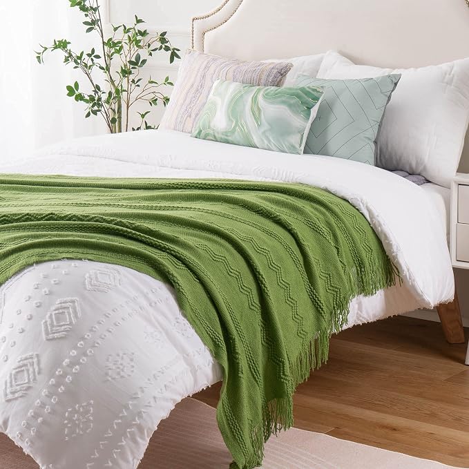BATTILO HOME Moss Green Throw Blanket for Couch, Spring Decorative Green Blankets for Sofa, Spring Throw Blanket, 50"x60"