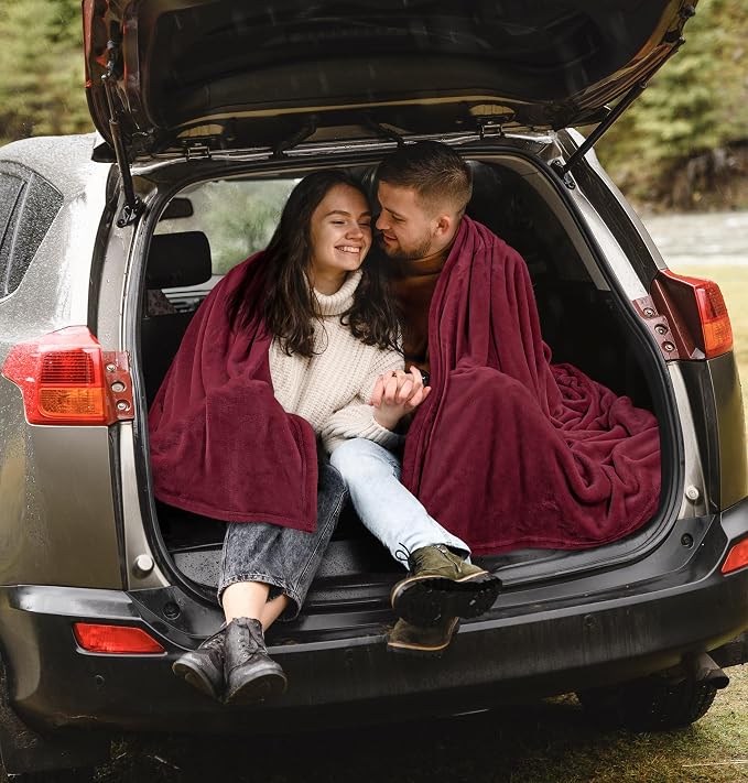 Utopia Bedding Soft Fleece Bed Blanket Throw Size Burgundy (50x60 Inch) | Microfiber Plush Warm Lightweight Breathable Cozy Blanket Anti-Static, All Season Use, Gift for Women and Men
