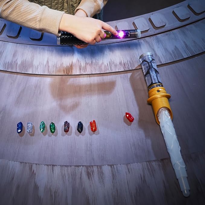 STAR WARS Power Crystal Lightsaber, 7 Colors & 10 Crystals, 50+ Color-Changing Combinations, Lights & Sounds, Toys for Boys & Girls Ages 4+