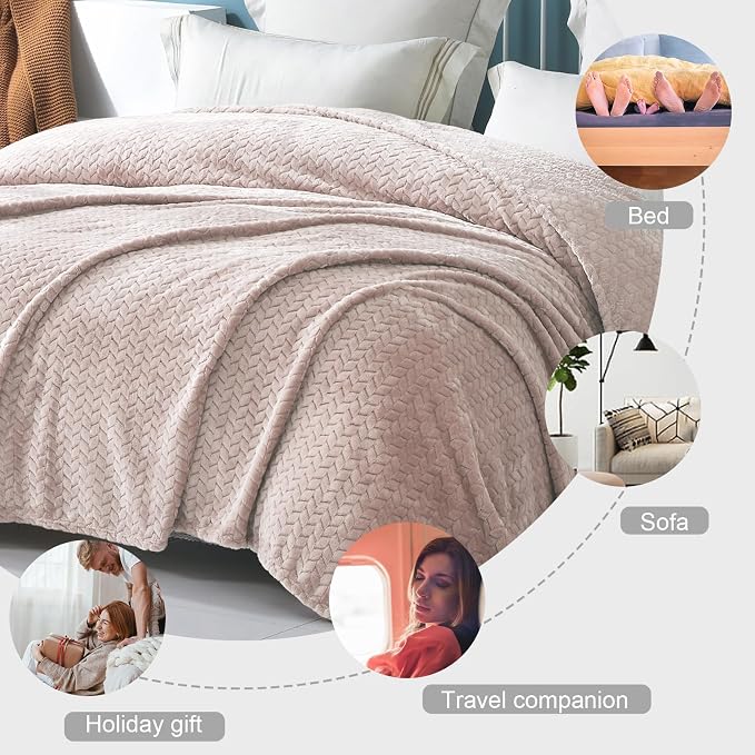 Exclusivo Mezcla Soft Fleece Bed Blanket King Size, 90”x104”, Camel | Cozy Fluffy Lightweight Blankets for Summer, Decorative Plush Flannel Throws for Living room, Bedroom with Leaves Pattern