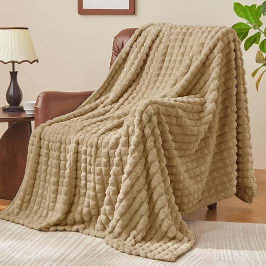 BEDELITE 3D Checked Camel Fleece Throw Blanket for Couch, 50x60 Inches | Soft Warm Fuzzy Fluffy Blanket for Bed Sofa, Lightweight Plush Cozy Blankets for Home Room Decor, Gift for Women, All Season