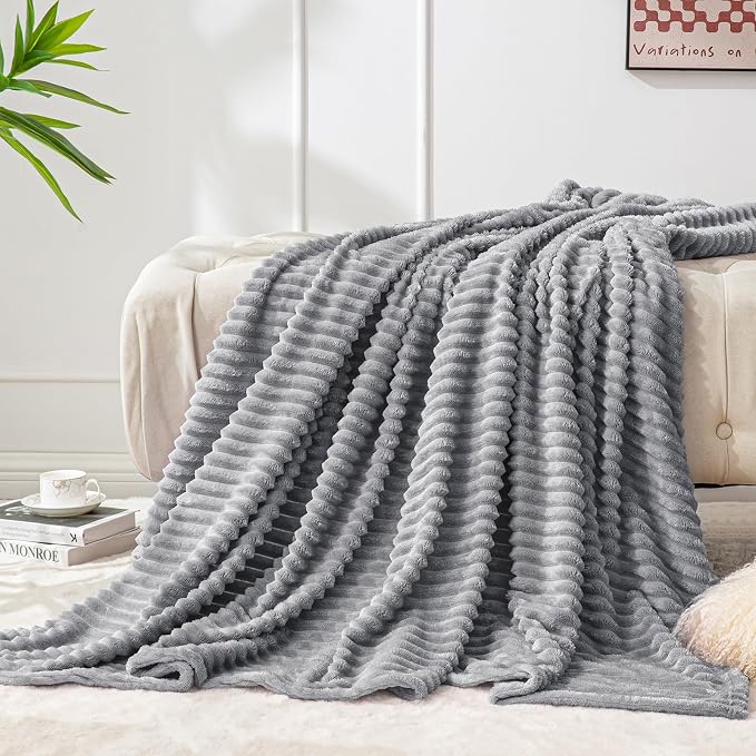 BEDELITE 3D Ribbed Jacquard Grey Fleece Twin Blanket for Bed, 60x80 Inch | Soft Warm Decorative Fluffy Blanket, Cozy Plush Lightweight Fuzzy Throw Blanket for Couch Sofa Room Decor, Gift for Women
