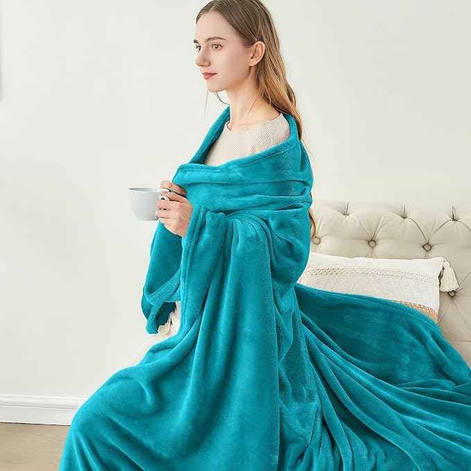BEDELITE Fleece Blanket Soft Plush King Size Bed Blanket Teal Blue 108"x90" | Ultra Soft Fleece, Plush Microfiber, Lightweight Warmth, All Season Comfort, Fade Resistant, Machine Washable