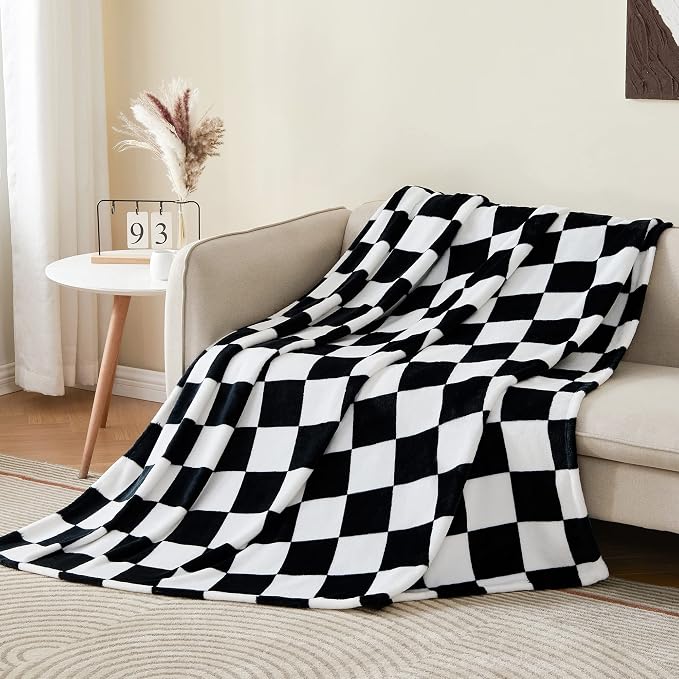 BEDELITE Plaid Fleece Twin Blanket, Black & White Checkered 60x80 Inches | 100% Polyester Microfibe, Soft, Lightweight, Warm, Classic Cherckerde Blanket, Room Decor, Machine Washable, for Couch Bed