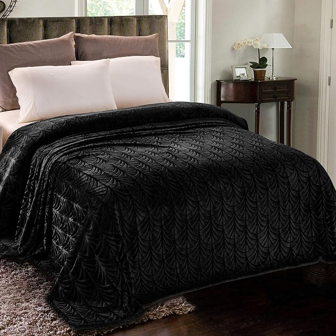 Whale Flotilla Soft Flannel Fleece Twin XL Size Blanket for Bed, Black | 90"x66" Cozy Lightweight Breathable Coverlet, Plush Fluffy Bedspread, Vintage Pattern Decorative Blanket for Dorm, All Season